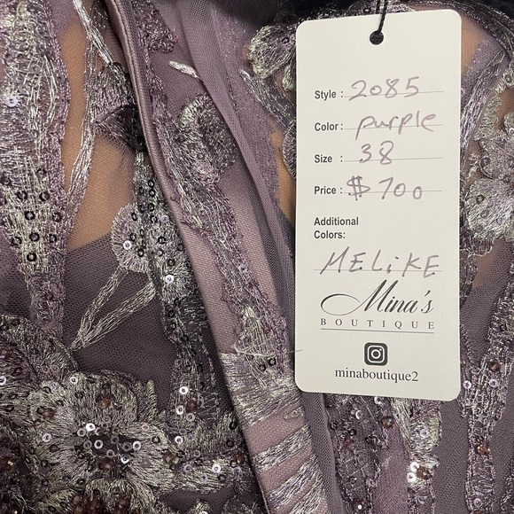 Absolutely gorgeous breathtaking evening embellished gown! - Picture 11 of 12